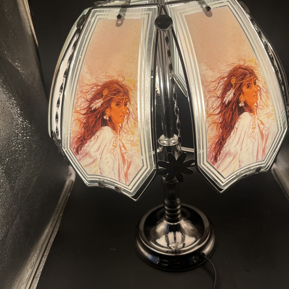 Vintage OK Lighting 3-Way Touch Lamp 23" Native American Maiden Wolf Glass